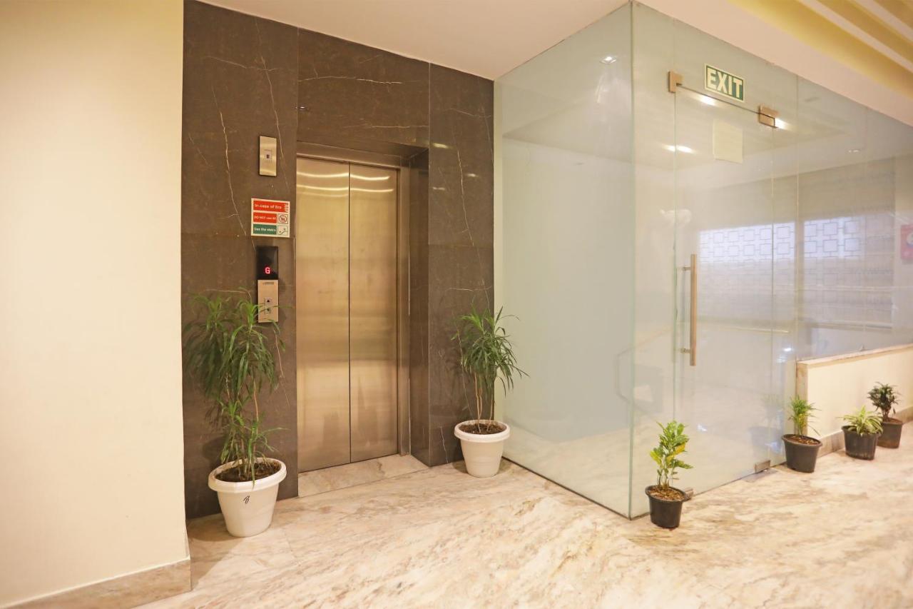 Hotel Goodluck Suites Near Delhi Airport 新德里 外观 照片