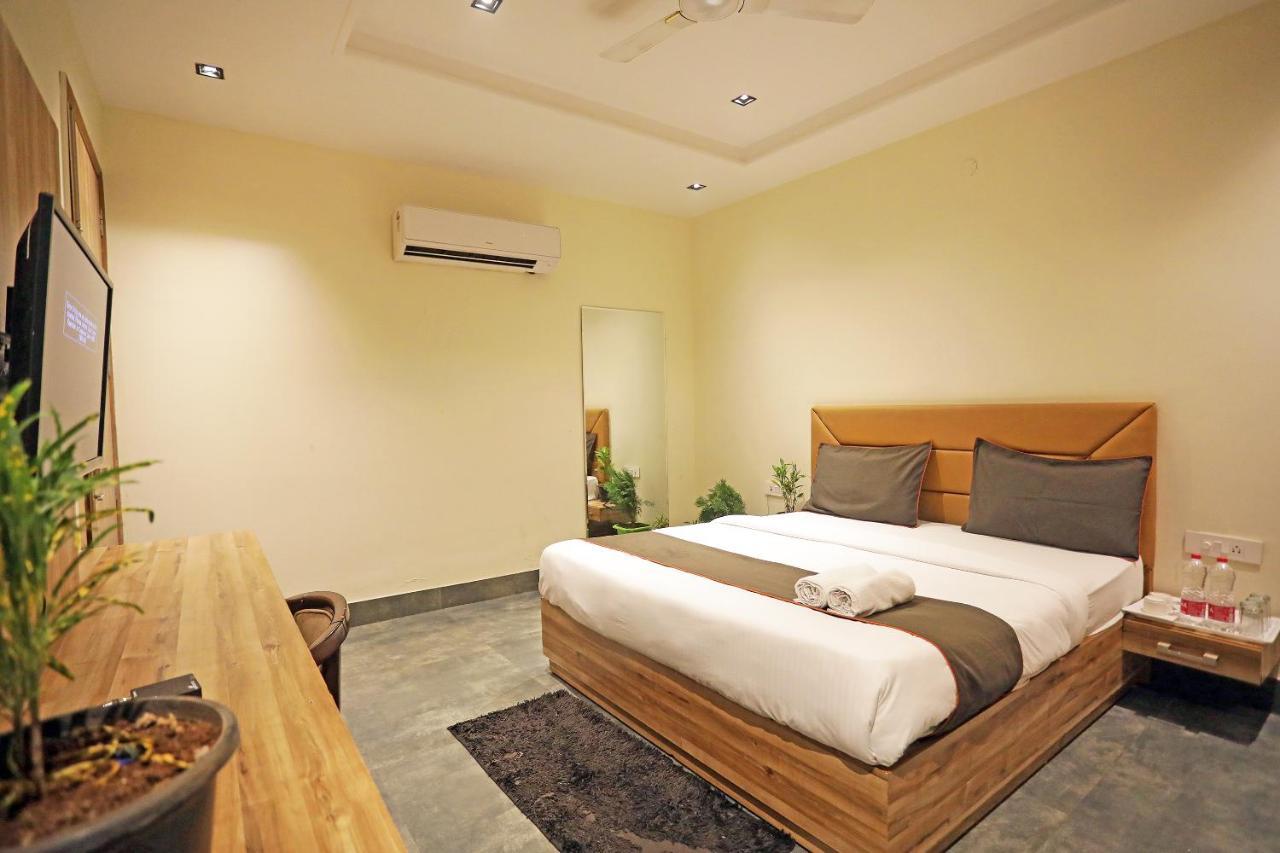 Hotel Goodluck Suites Near Delhi Airport 新德里 外观 照片